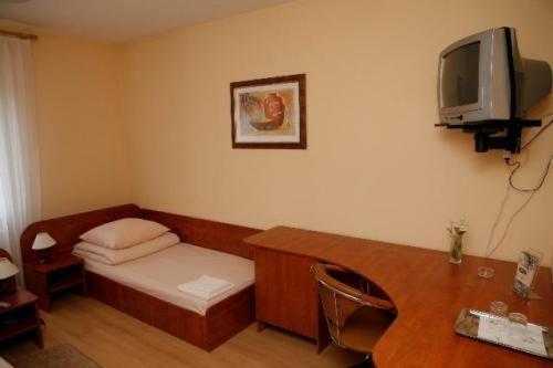 Hotel Mariage Wloszczowa Bilik gambar
